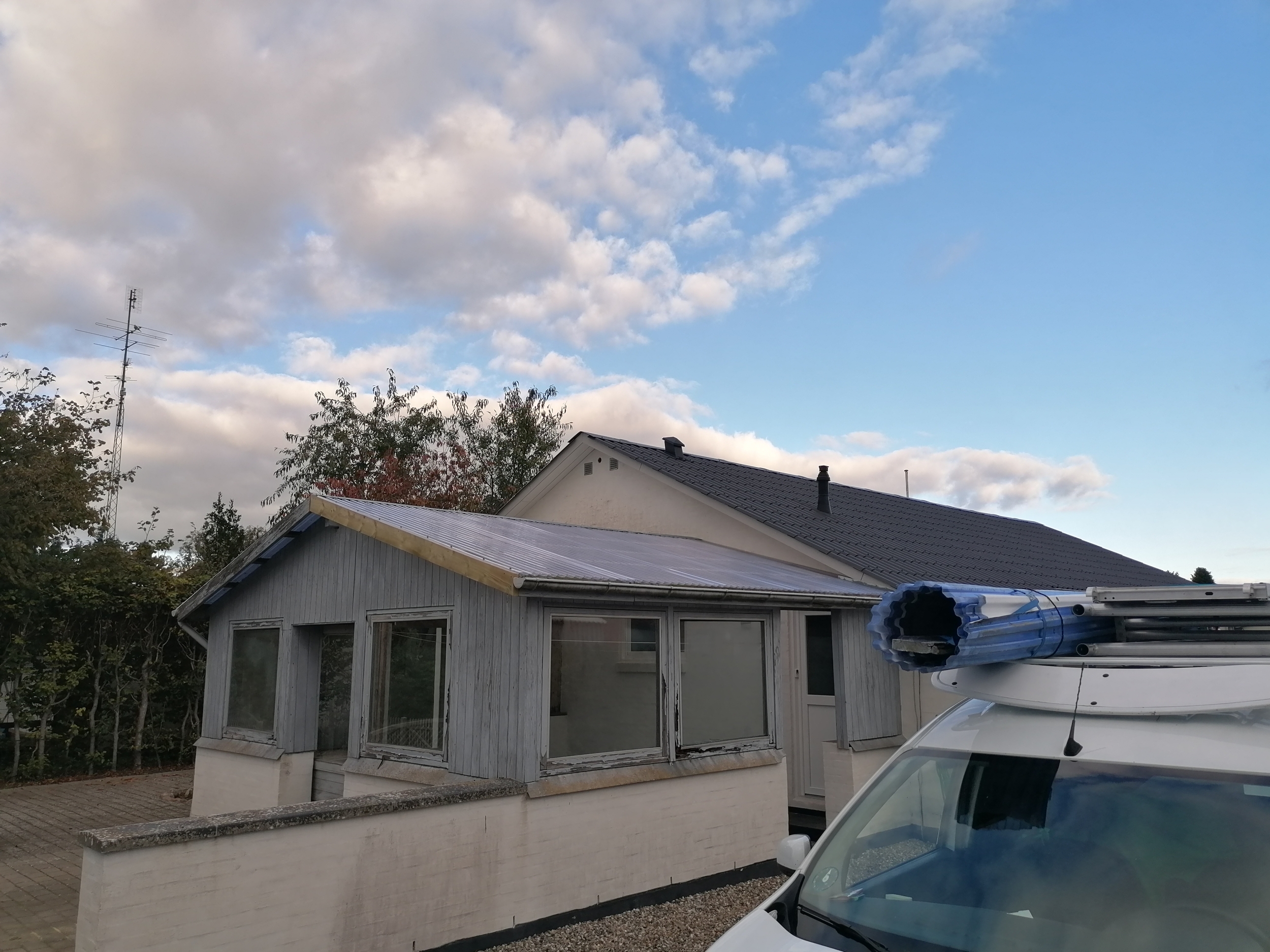 Tømrer i [node:field_by]